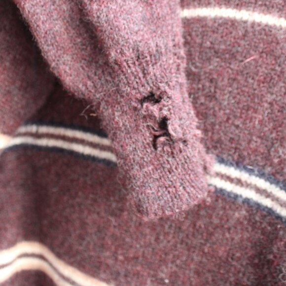 Lord & Taylor VTG Burgundy Striped Wool Knit Pullover Crewneck Sweater Sz Small - Picture 5 of 8